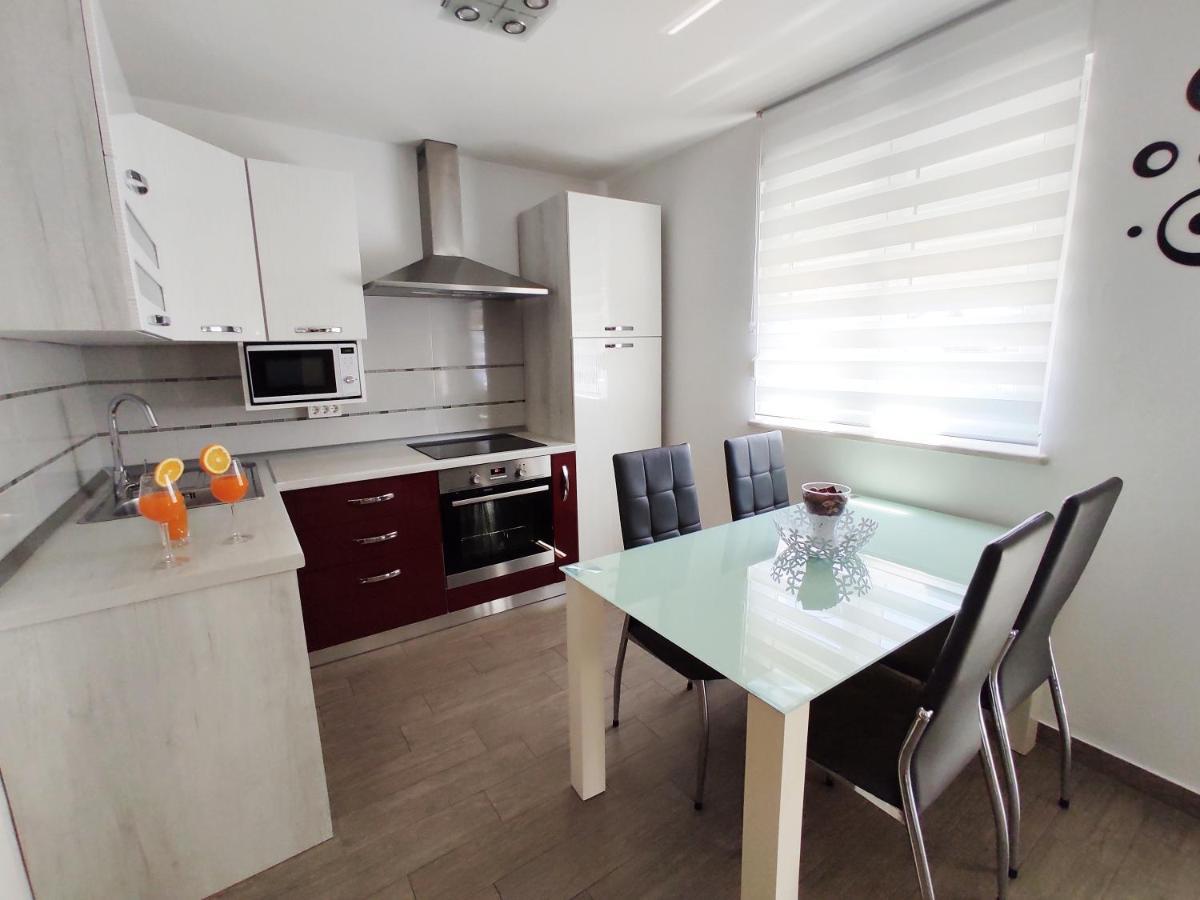 Apartment Tamara Umag Exteriör bild